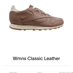 Reebok classic leather taupe and chalk 7.5